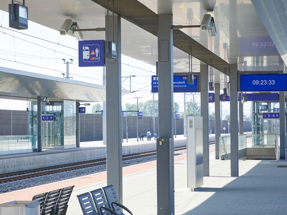 Austrijske savezne željeznice (ÖBB) željeznička stanica Ebreichsdorf + Wampersdorf<br/>