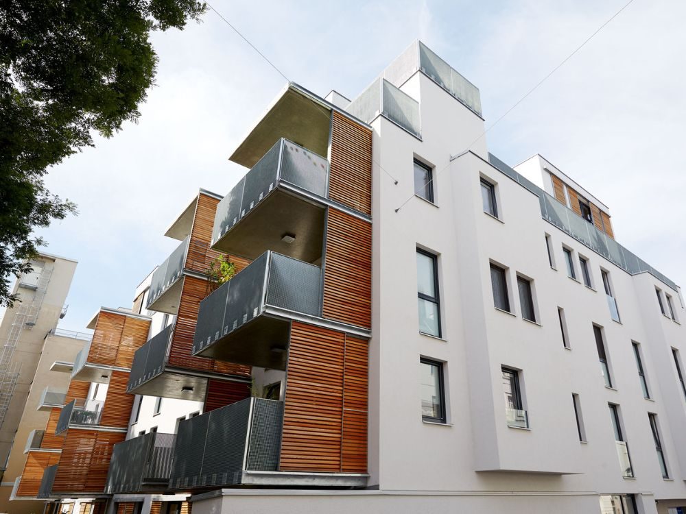 Balkongestaltung mit Gitterrosten